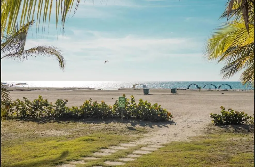 Edificio Acceso Directo Al Mar Primera Linea De Playa 2 Habitaciones Cartagena コロンビア