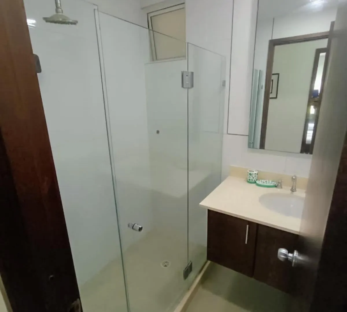 Edificio Acceso Directo Al Mar Primera Linea De Playa 2 Habitaciones Cartagena 0*,  コロンビア