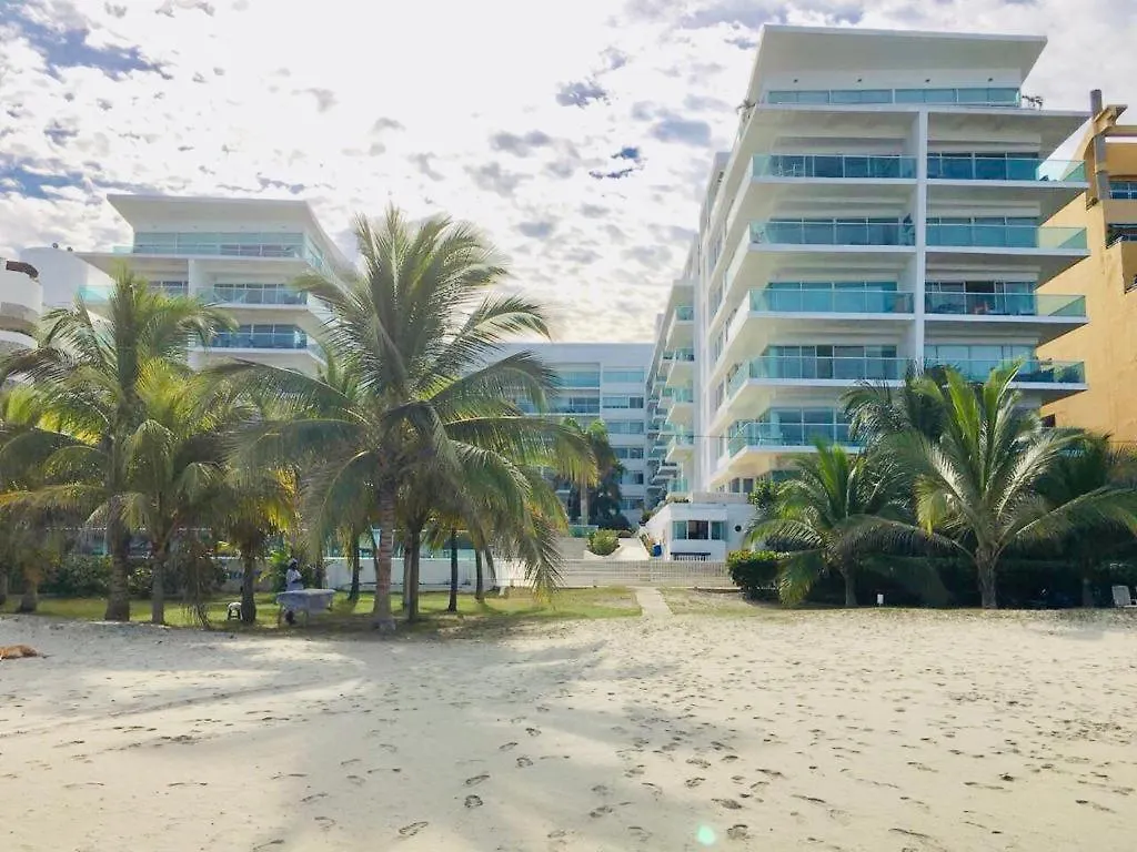Edificio Acceso Directo Al Mar Primera Linea De Playa 2 Habitaciones Cartagena Apartment