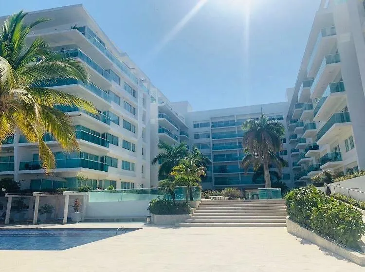 Edificio Acceso Directo Al Mar Primera Linea De Playa 2 Habitaciones Cartagena